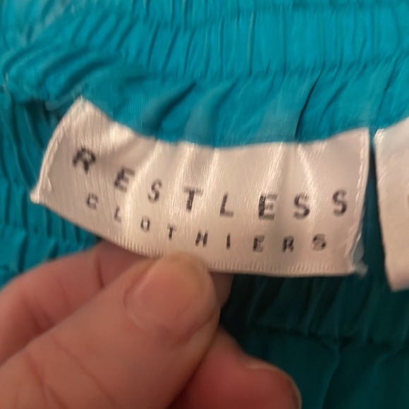 Restless Clothiers - Size M - 100% Washable Silk - 16 inch elastic waist - EUC - Picture 3 of 6